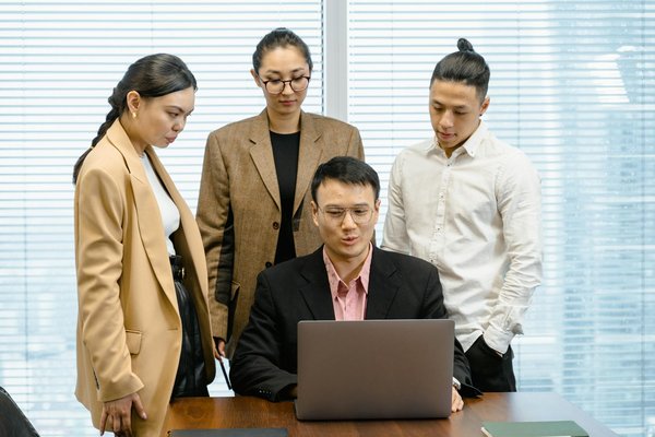 Comment promouvoir son podcast de divertissement ?